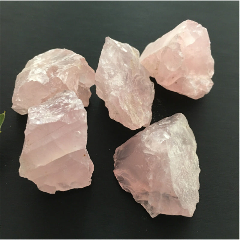 Natural rose quartz  stone chips